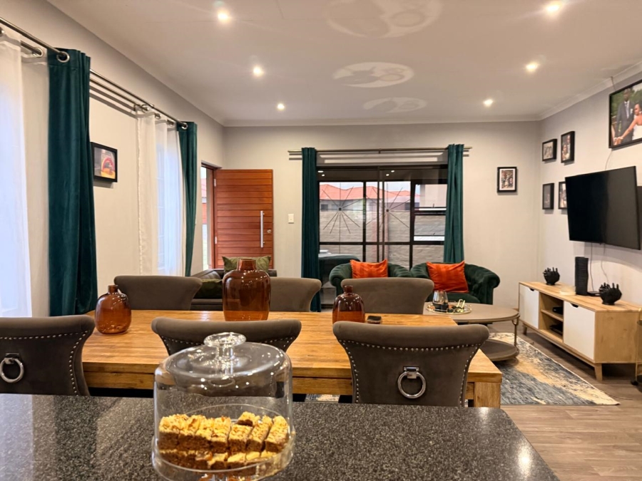 3 Bedroom Property for Sale in Waterkloof East North West